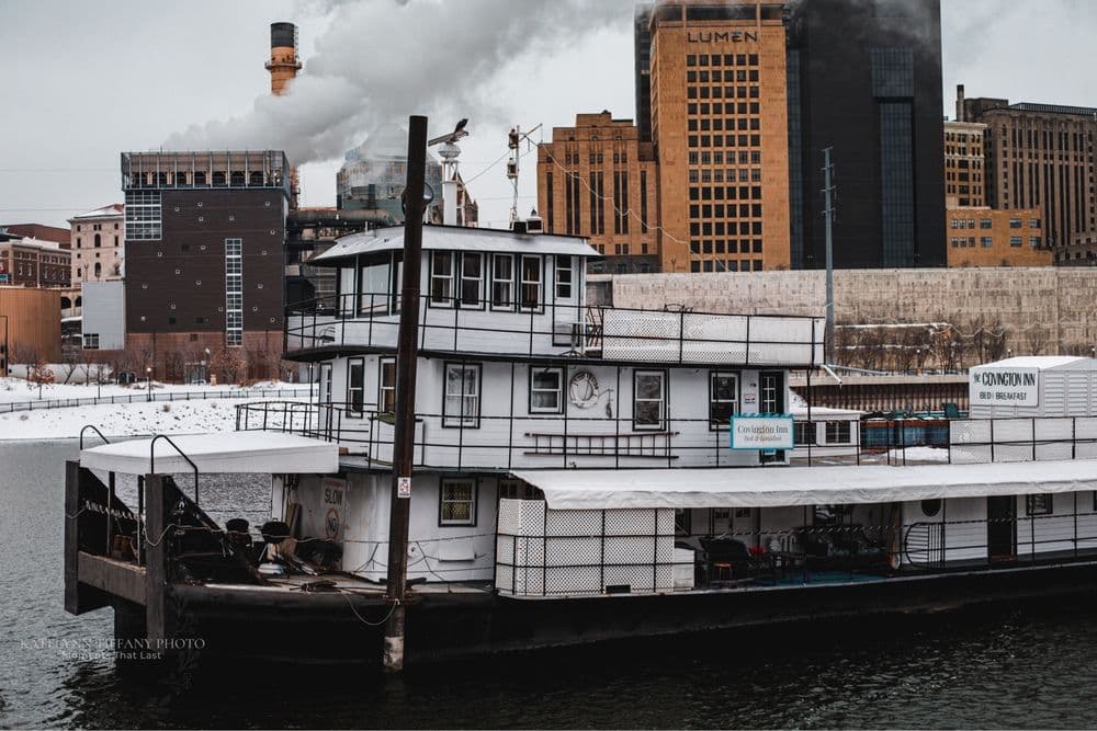 Covington Inn - wedding in Saint Paul, MN