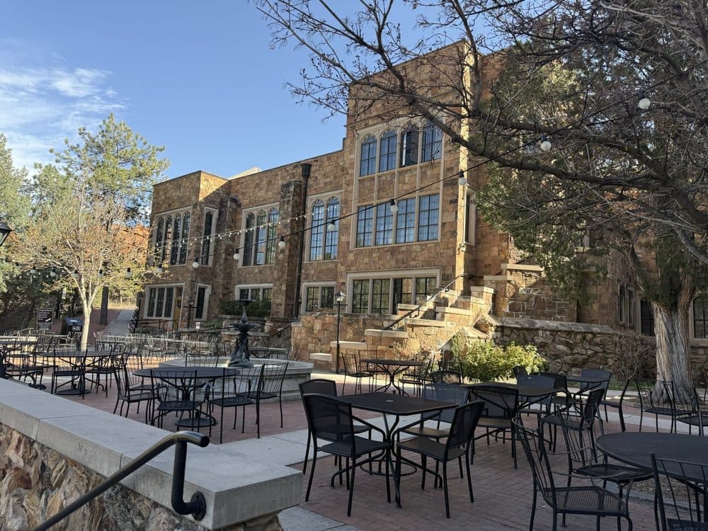 Glen Eyrie - wedding in Colorado Springs, CO