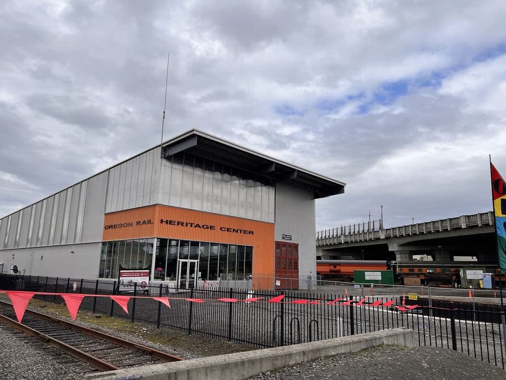 Oregon Rail Heritage Center - wedding in Portland, OR