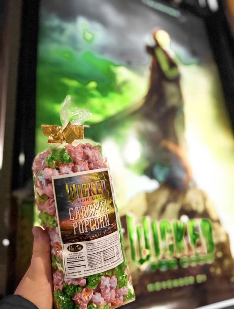 Cinemark At Valley View and XD - wedding in Valley View, OH