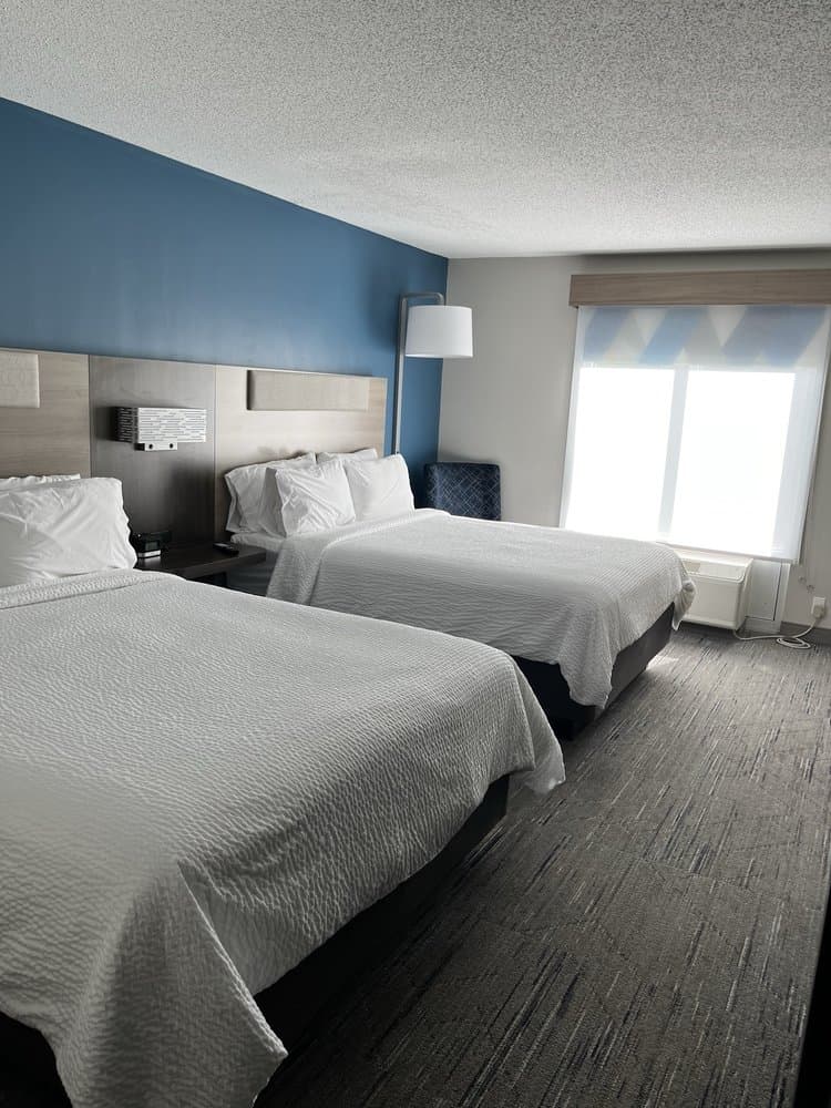 Holiday Inn Express & Suites Grand Rapids-North - wedding in Walker, MI