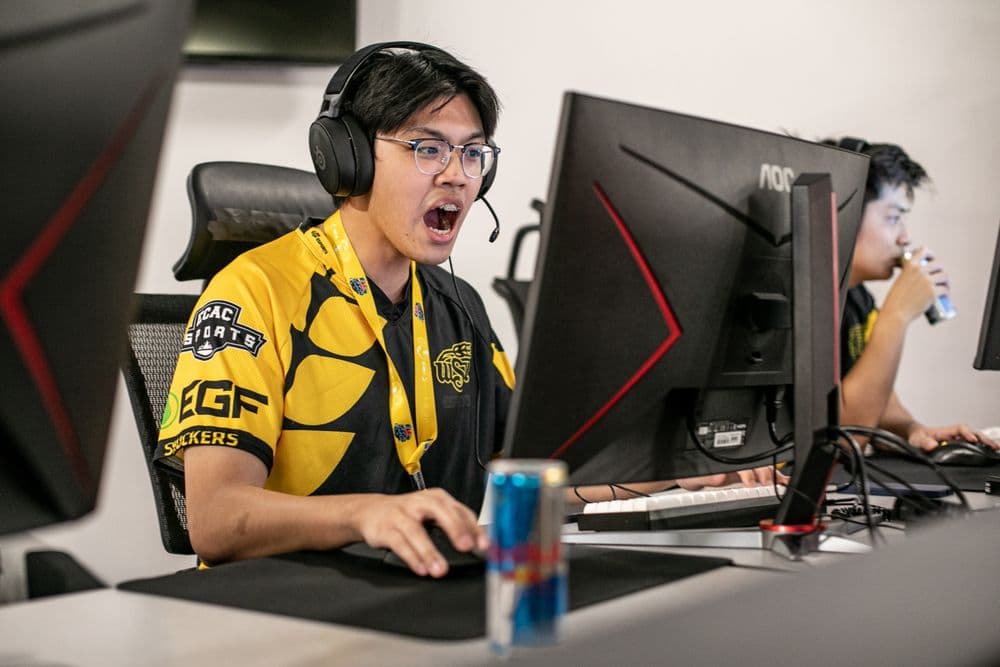 LEVELUP Arena - wedding in Kansas City, MO