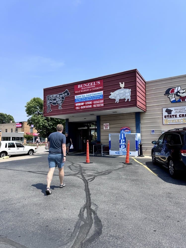 Bunzel's Catering - wedding in Milwaukee, WI