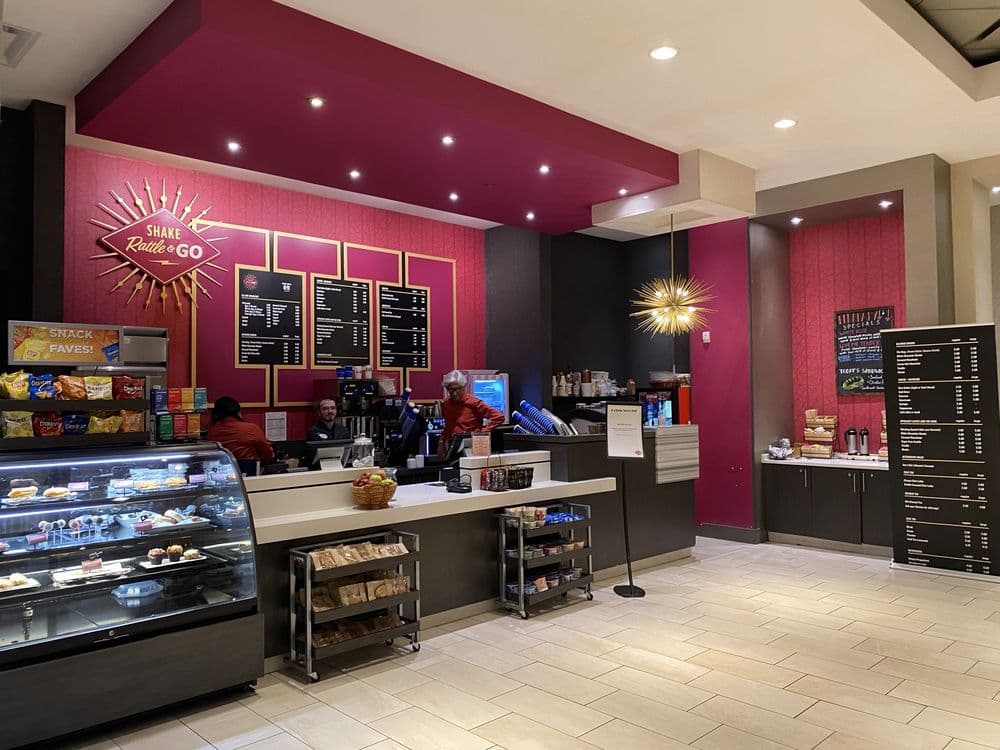 The Guest House At Graceland - wedding in Memphis, TN