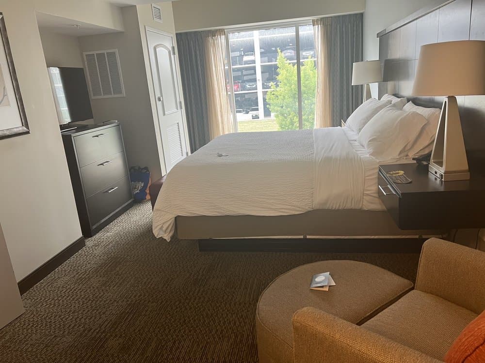 Staybridge Suites Des Moines Downtown - wedding in Des Moines, IA