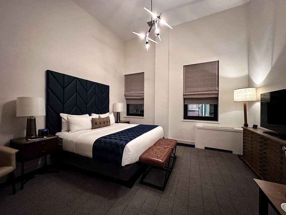 Hotel Indigo Boston Garden - wedding in Boston, MA