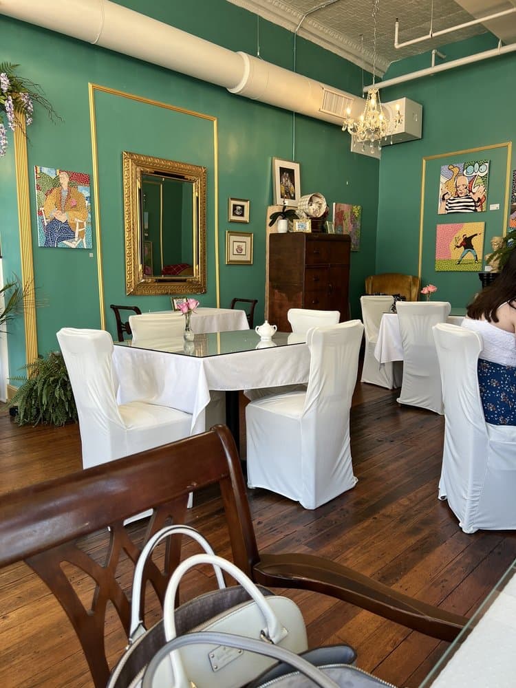 Queen Bee & Co - wedding in Richmond, VA