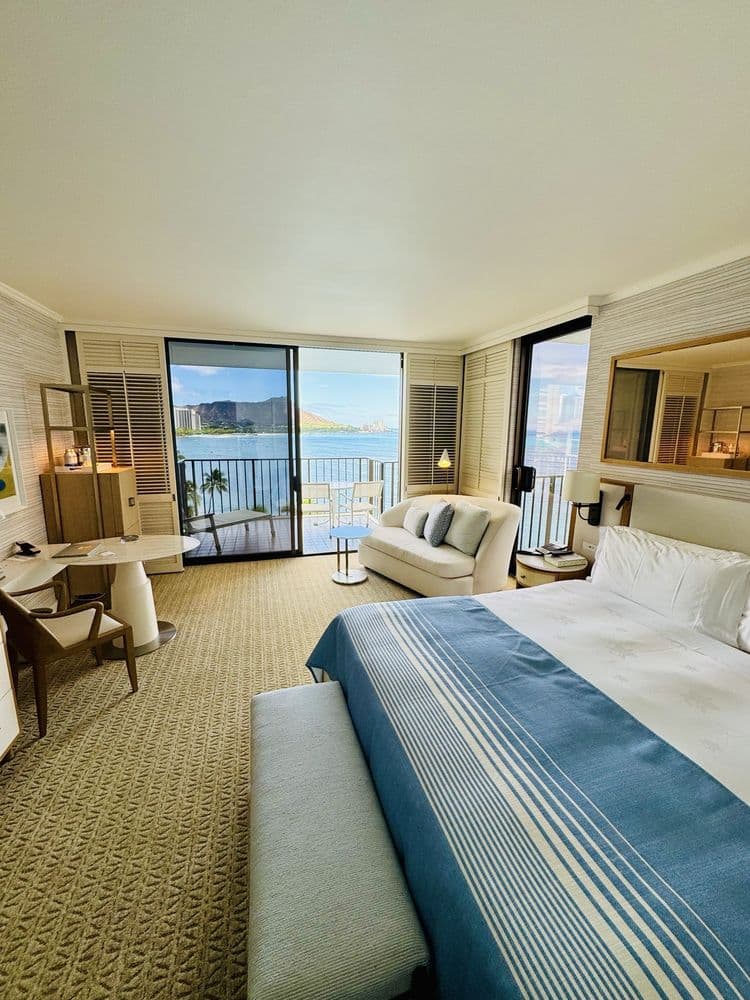 Halekulani Hotel - wedding in Honolulu, HI