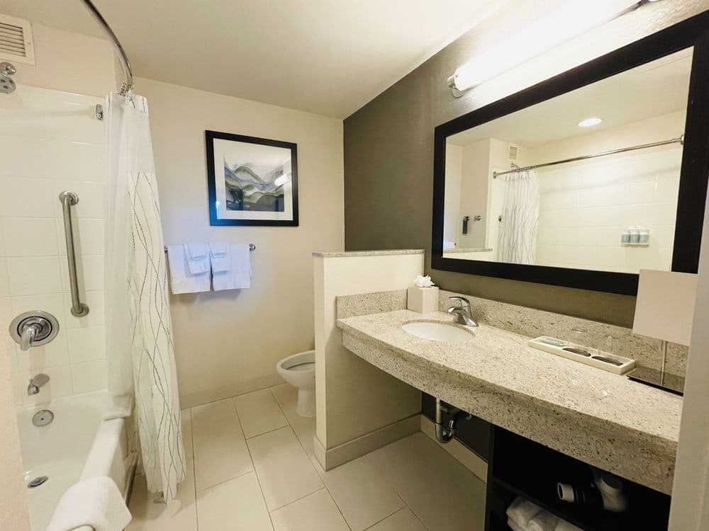 Courtyard by Marriott Portland City Center - wedding in Portland, OR