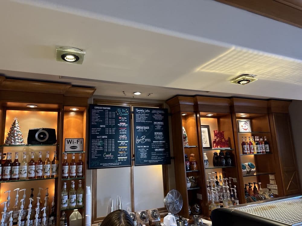 Porch Light Coffeehouse - wedding in Ankeny, IA