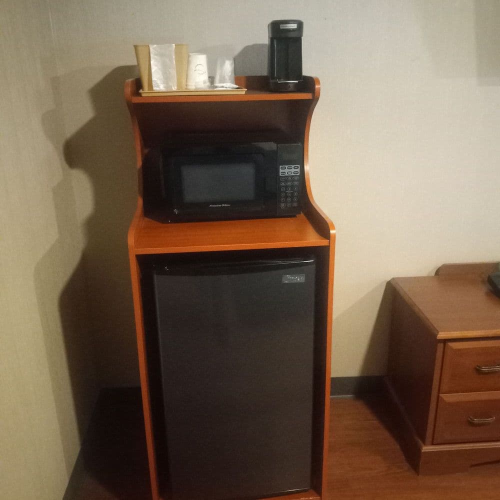 Magnuson Grand Hotel - wedding in New Cumberland, PA