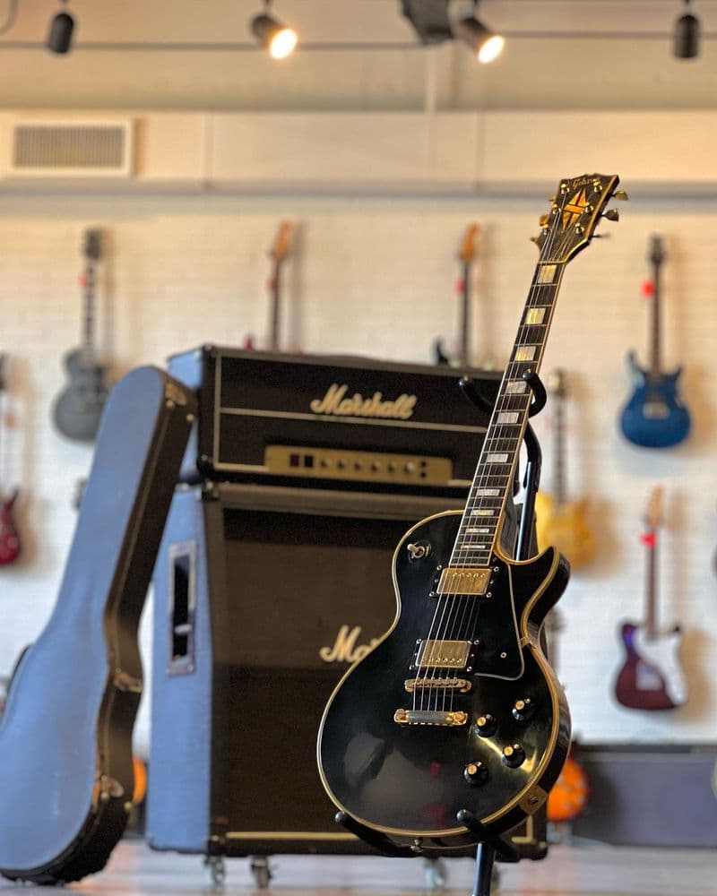 Fondren Guitars by Patrick Harkins - wedding in Jackson, MS