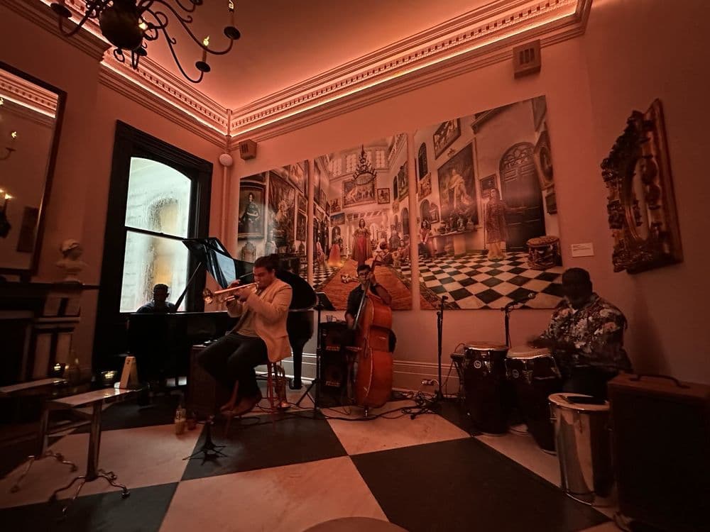 Columns - wedding in New Orleans, LA