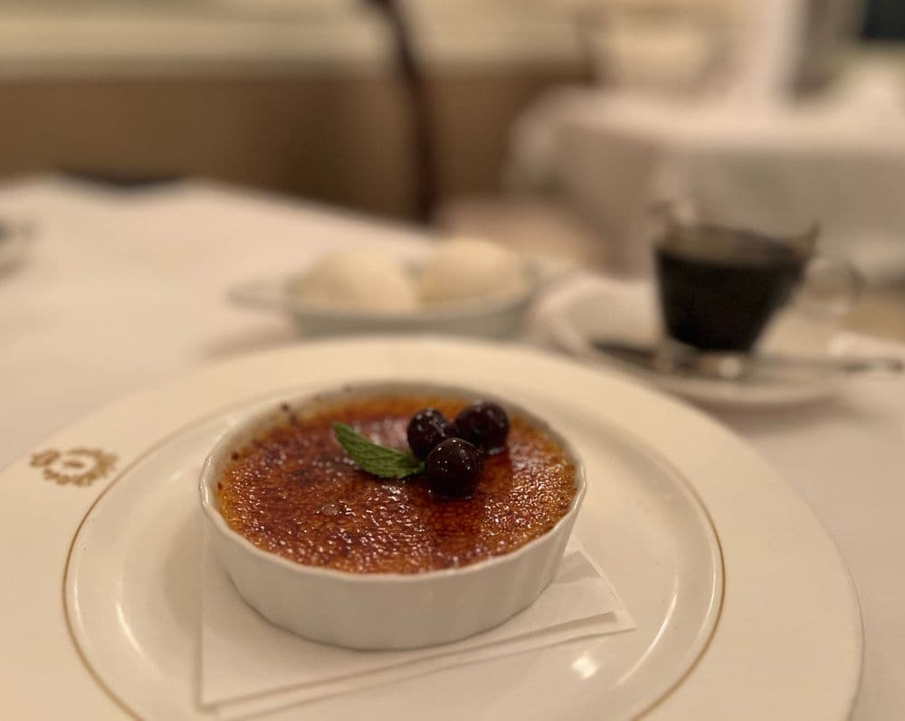 Broussard's Restaurant & Courtyard - wedding in New Orleans, LA