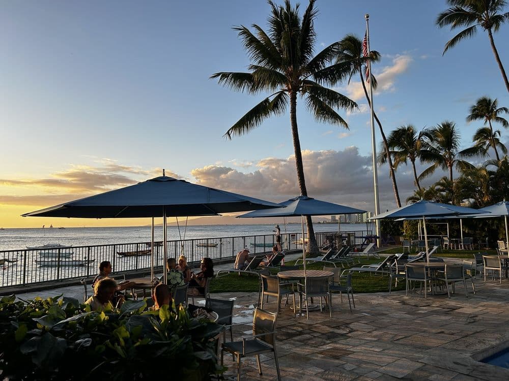 Elks Honolulu Lodge BPOE 616 - wedding in Honolulu, HI