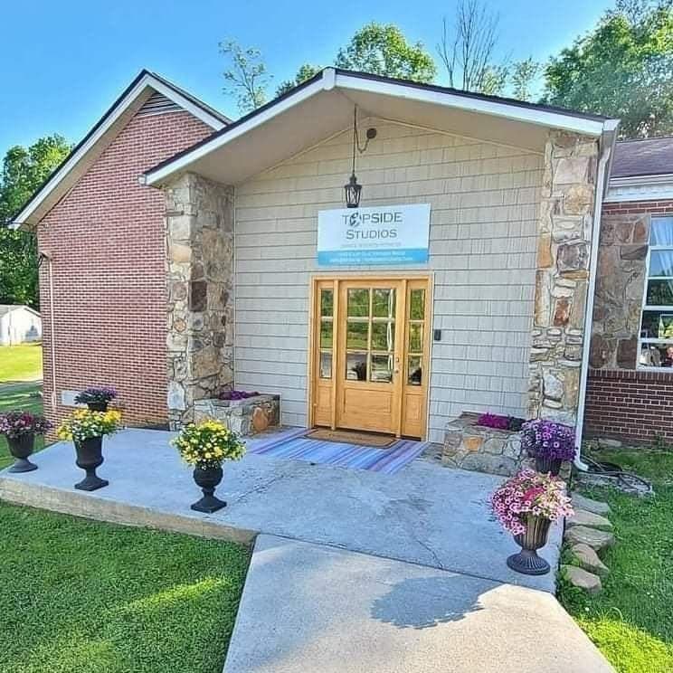 Topside Studios - wedding in Louisville, TN