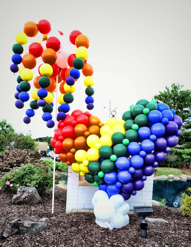 Balloon Gal Jenny - wedding in Cohoes, NY