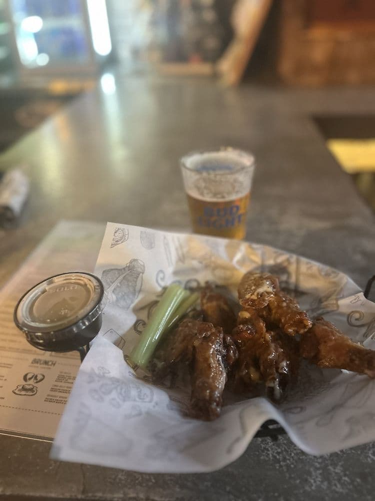 Wayward Bar & Kitchen - wedding in Baltimore, MD