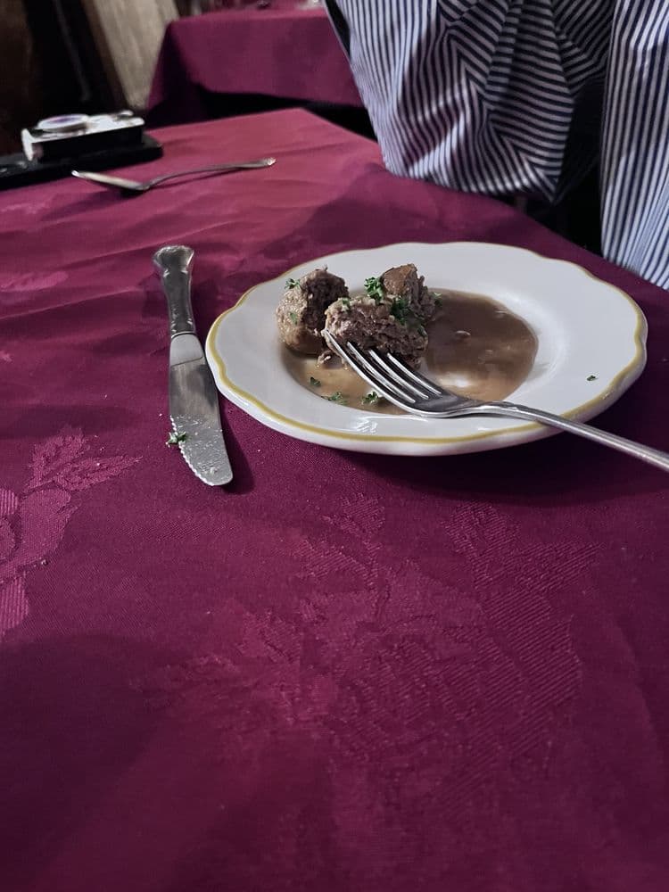 Alfred's Victorian Restaurant - wedding in Middletown, PA