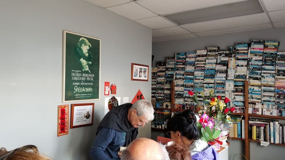 Movie Museum - wedding in Honolulu, HI