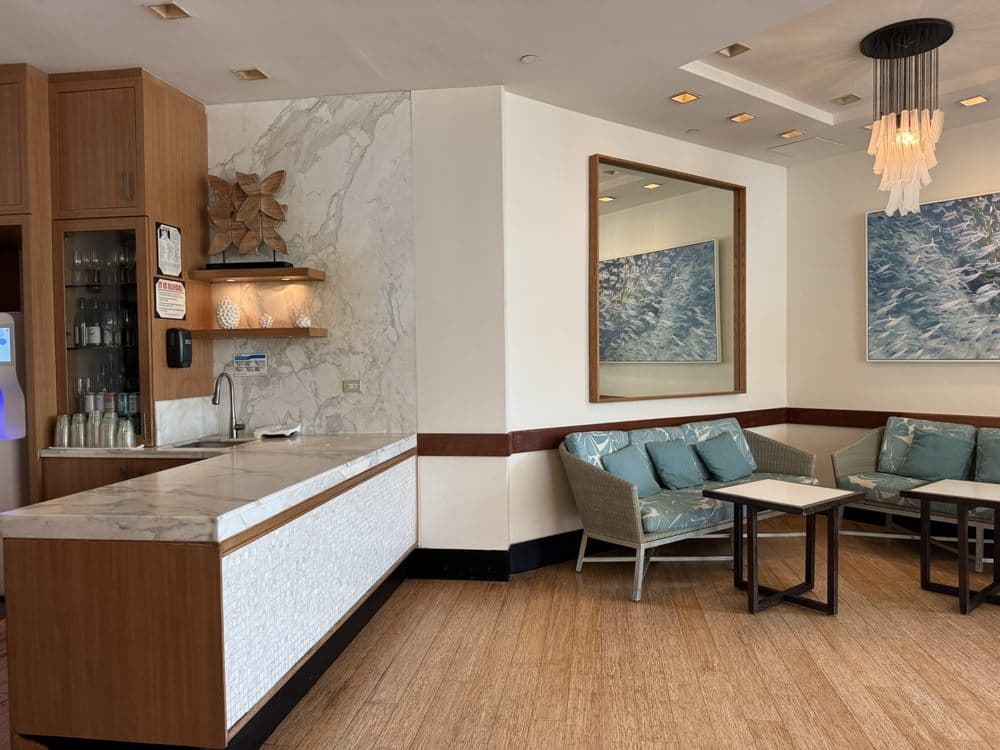 Hyatt Regency Waikiki Beach Resort And Spa - wedding in Honolulu, HI