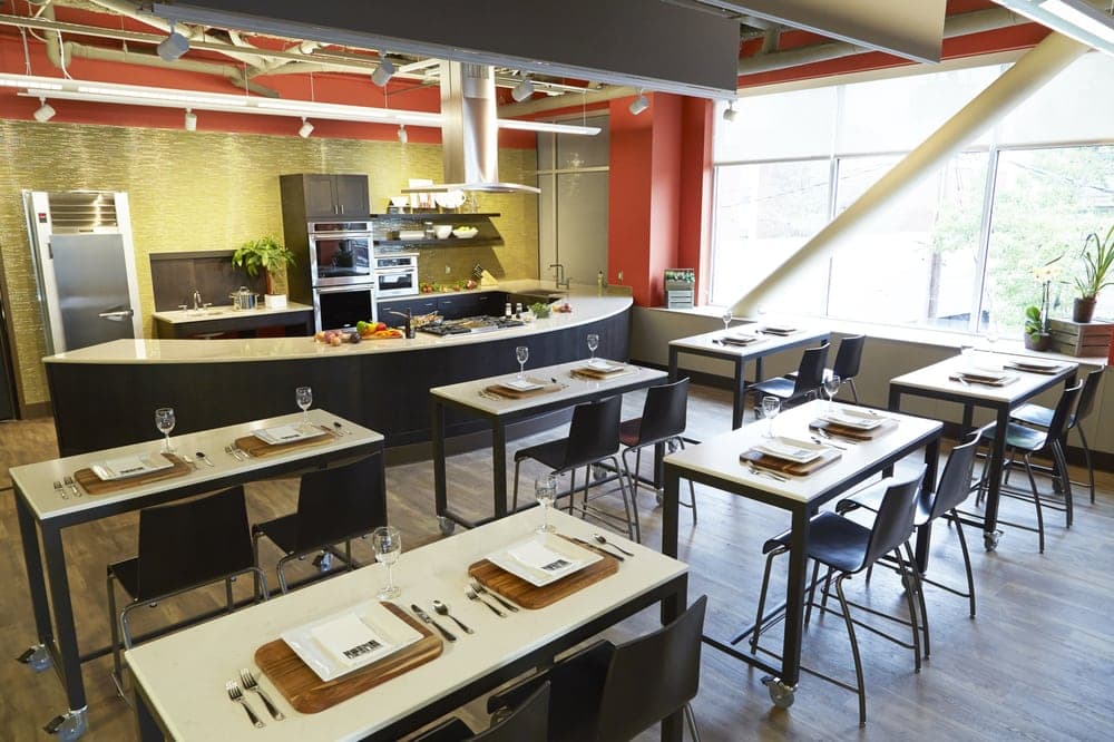 Stadium Viewpoint - wedding in Portland, OR