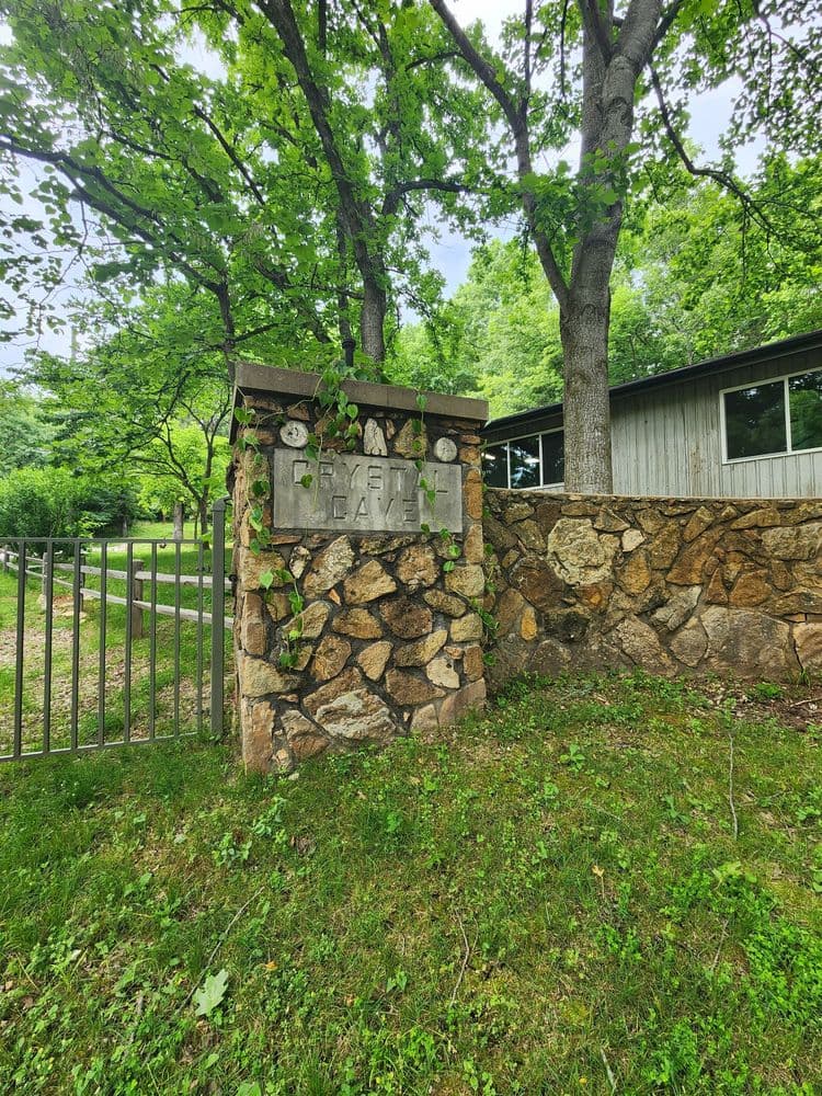 Crystal Cave - wedding in Springfield, MO