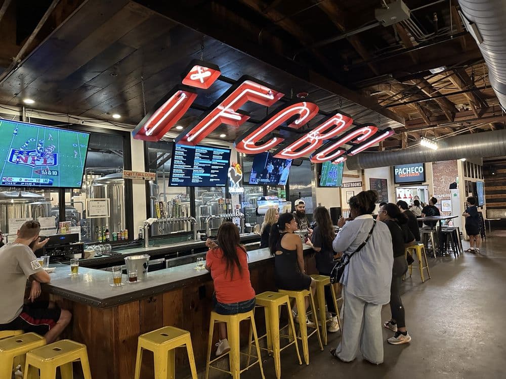 Four Corners Brewing - wedding in Dallas, TX