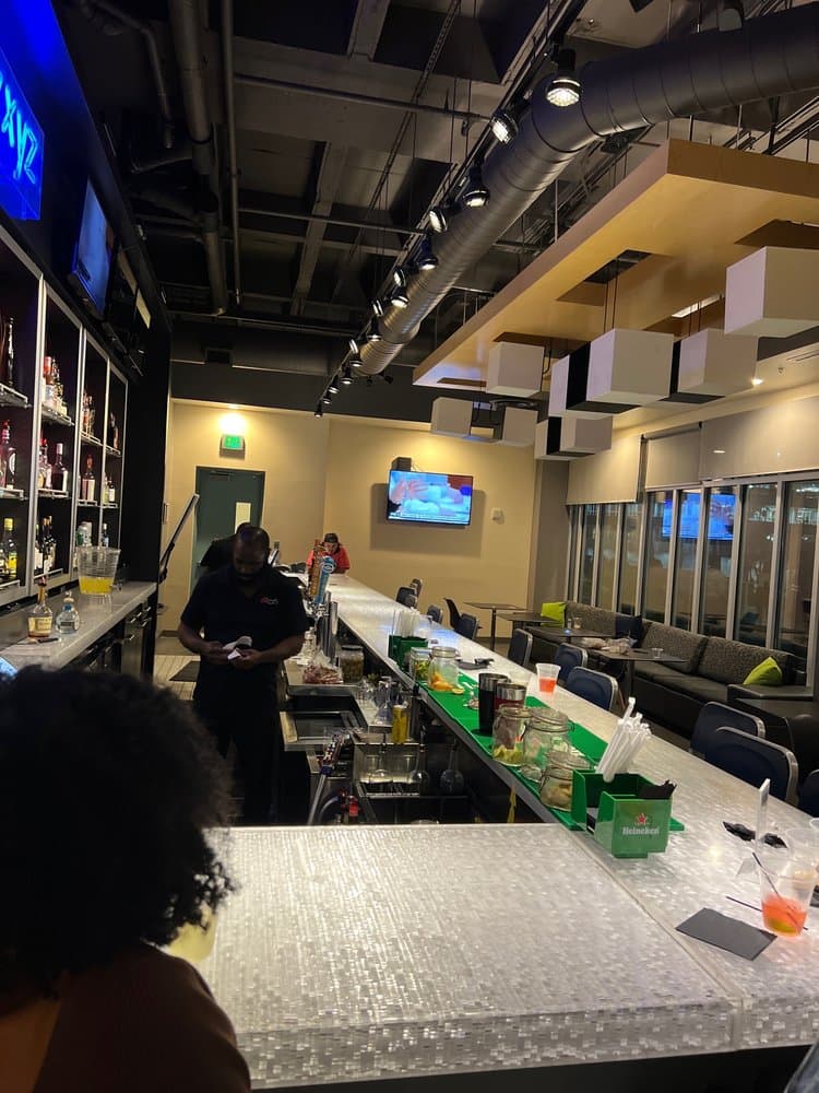 W XYZ Bar - wedding in Tampa, FL