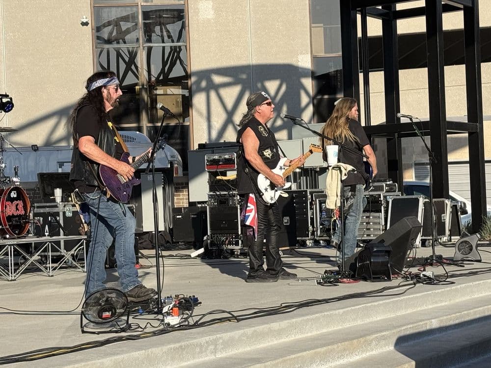 Evergy Plaza - wedding in Topeka, KS