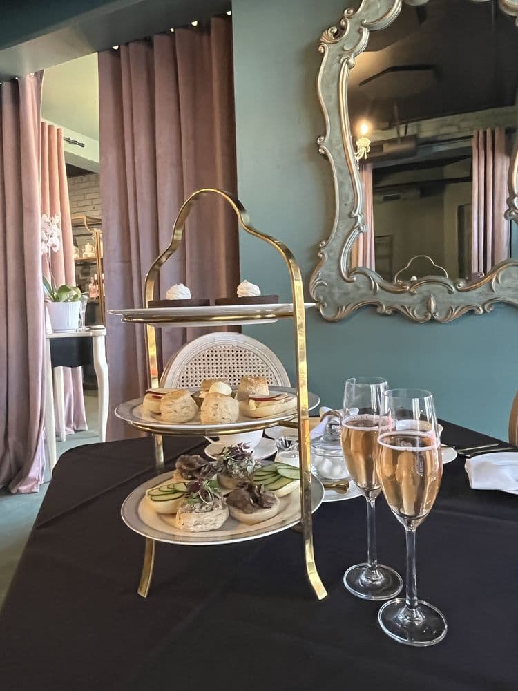 Fleur de Thé - wedding in Saint Louis, MO