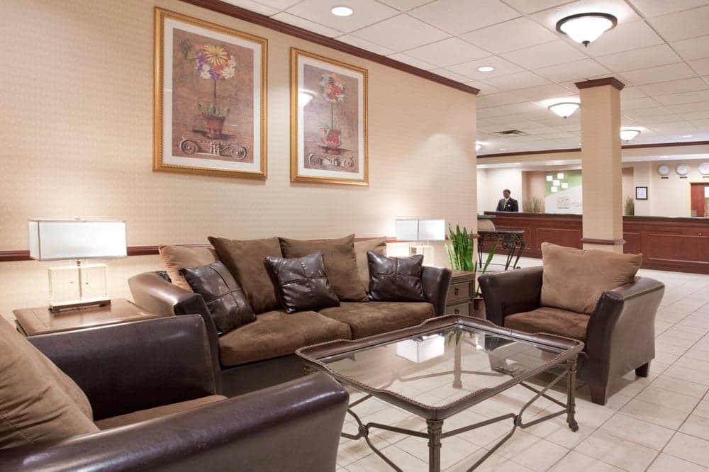 Holiday Inn Cleveland-Airport - wedding in Cleveland, OH