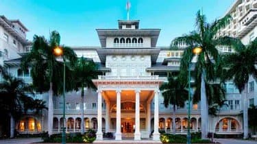 Moana Surfrider, A Westin Resort & Spa, Waikiki Beach - wedding in Honolulu, HI