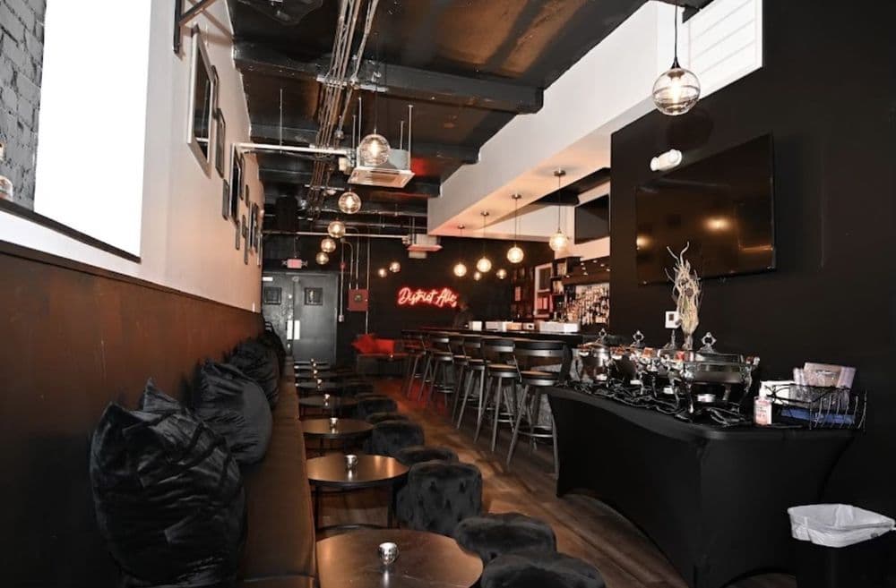 District Alley - wedding in Washington, DC, DC