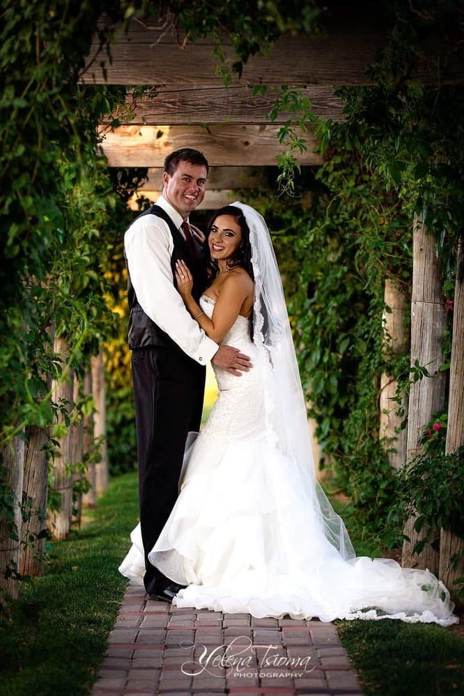 Sandstone Vineyard - wedding in Kuna, ID