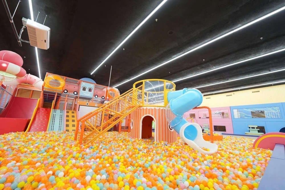 Keiki Kingdom - wedding in Urban Honolulu, HI