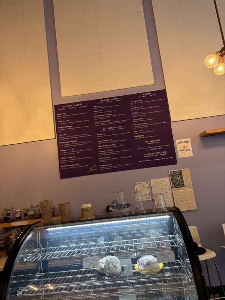 Foggy Tea Shop - wedding in Seattle, WA