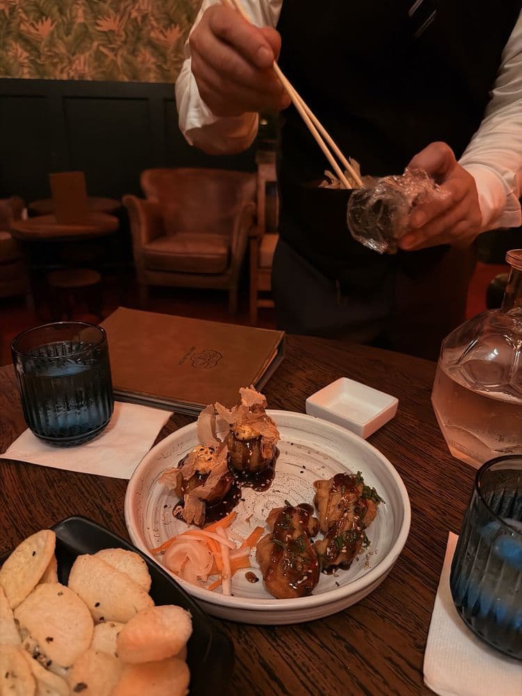 RM 38 - wedding in Honolulu, HI