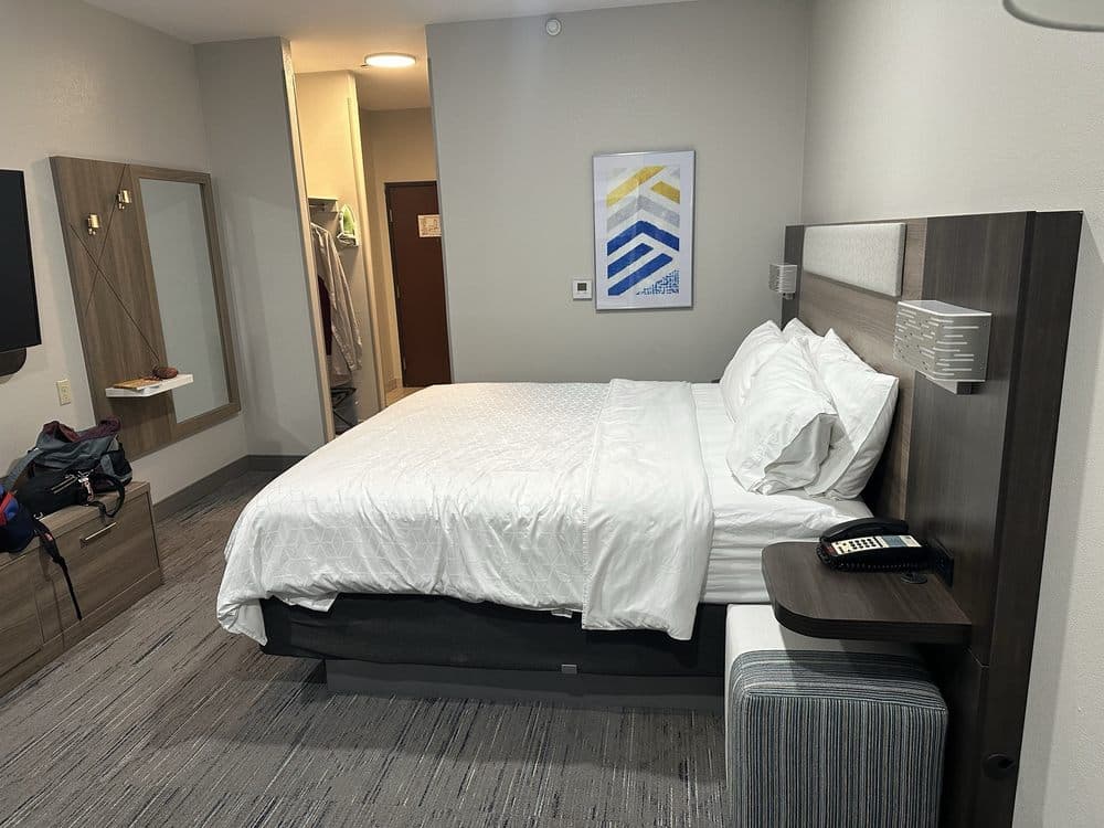 Holiday Inn Express & Suites Oklahoma City North - wedding in Oklahoma City, OK