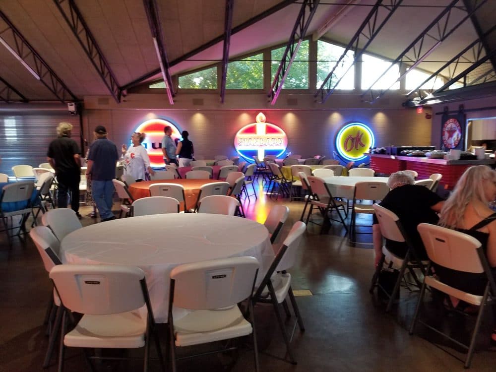 Henry's Garage - wedding in Billings, MT