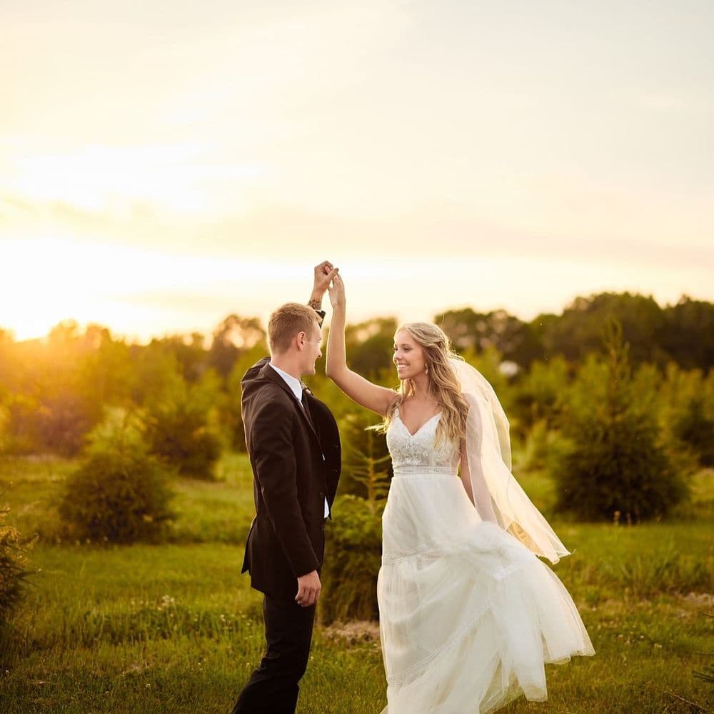 Paul's Paradise - wedding in Pleasant Plains, IL