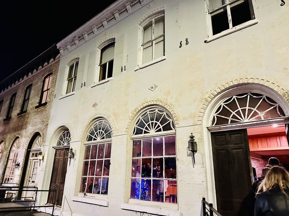 Fontaine's on Bay - wedding in Savannah, GA