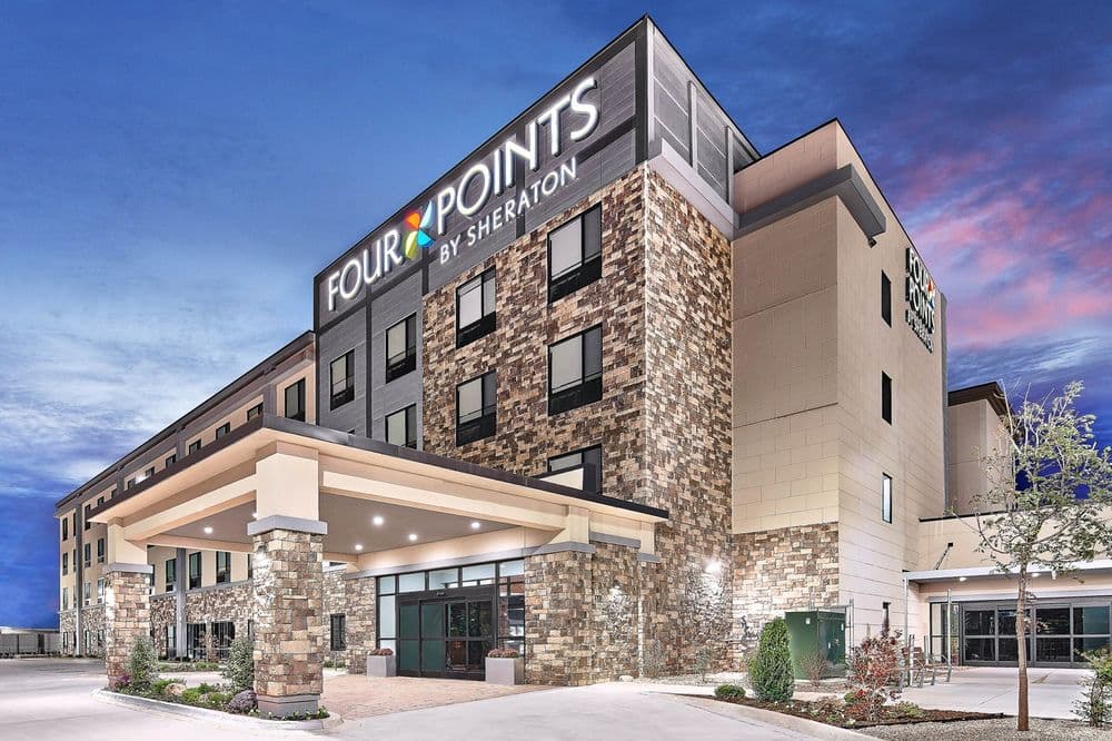 Four Points by Sheraton Oklahoma City Airport - wedding in Oklahoma City, OK