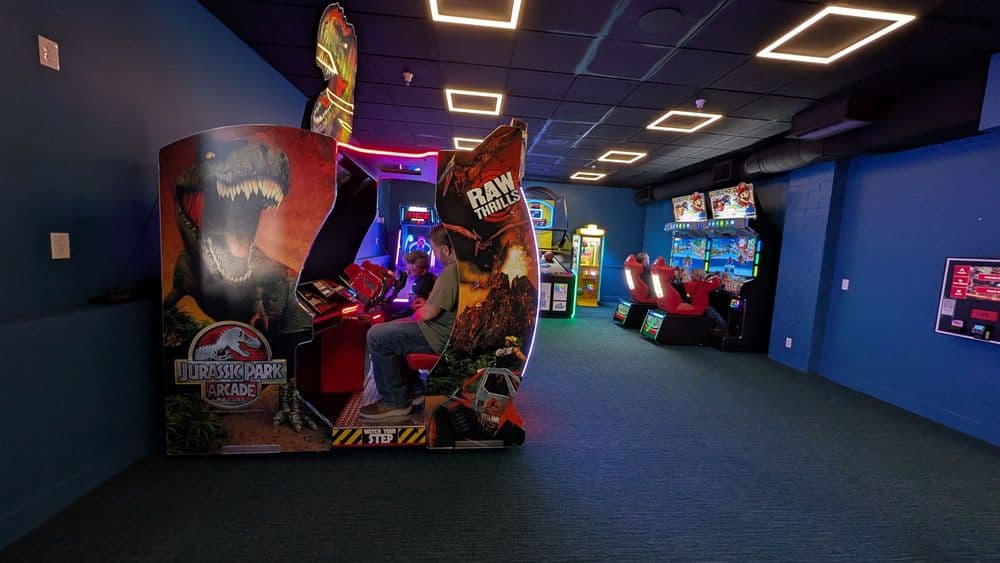 Rounds Putt Lounge - wedding in Salt Lake City, UT