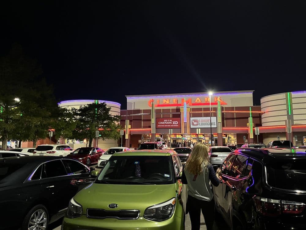 Cinemark Dallas XD and IMAX - wedding in Dallas, TX