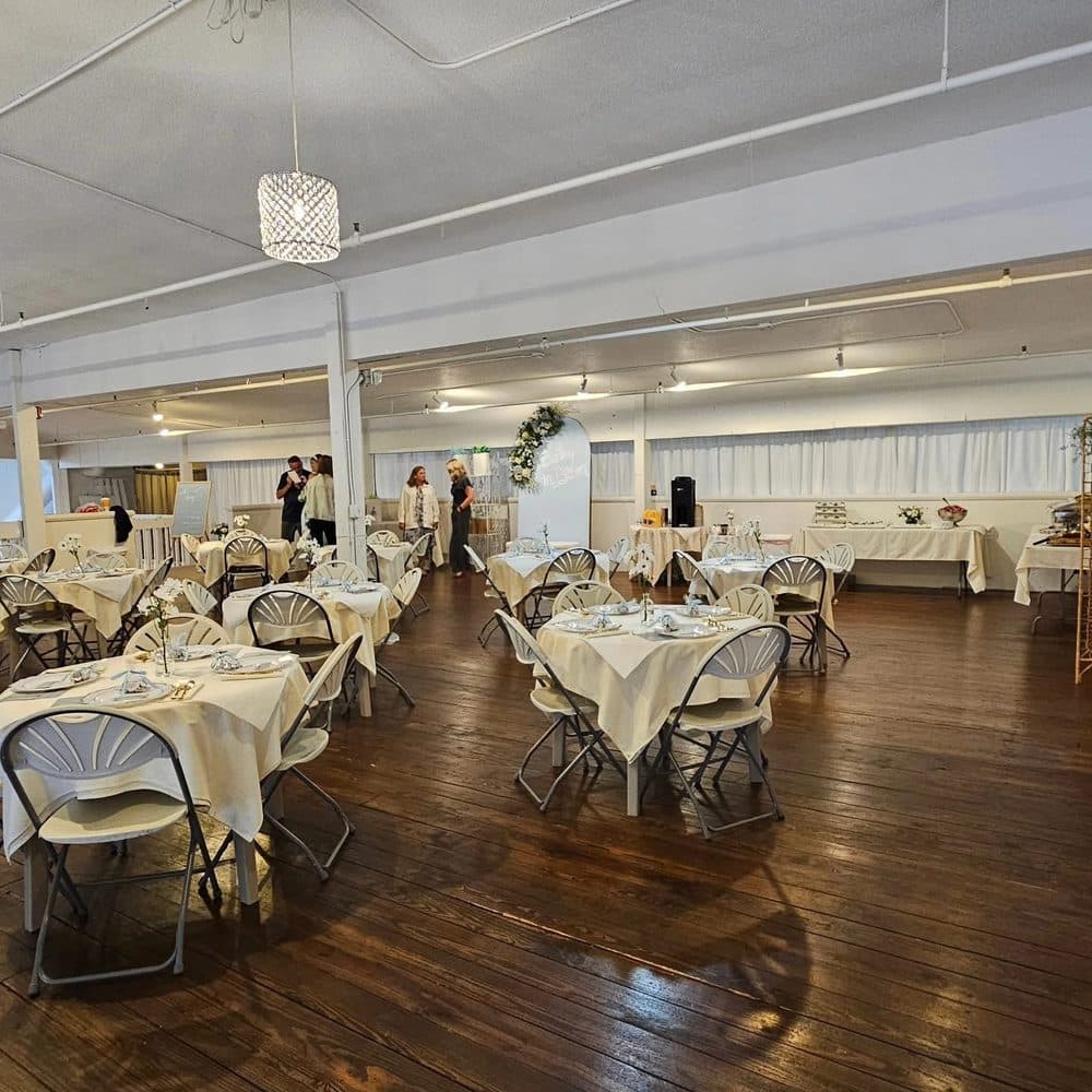 Suite Dreams Bedrooms & Stuff for Kids - wedding in Windsor Heights, IA