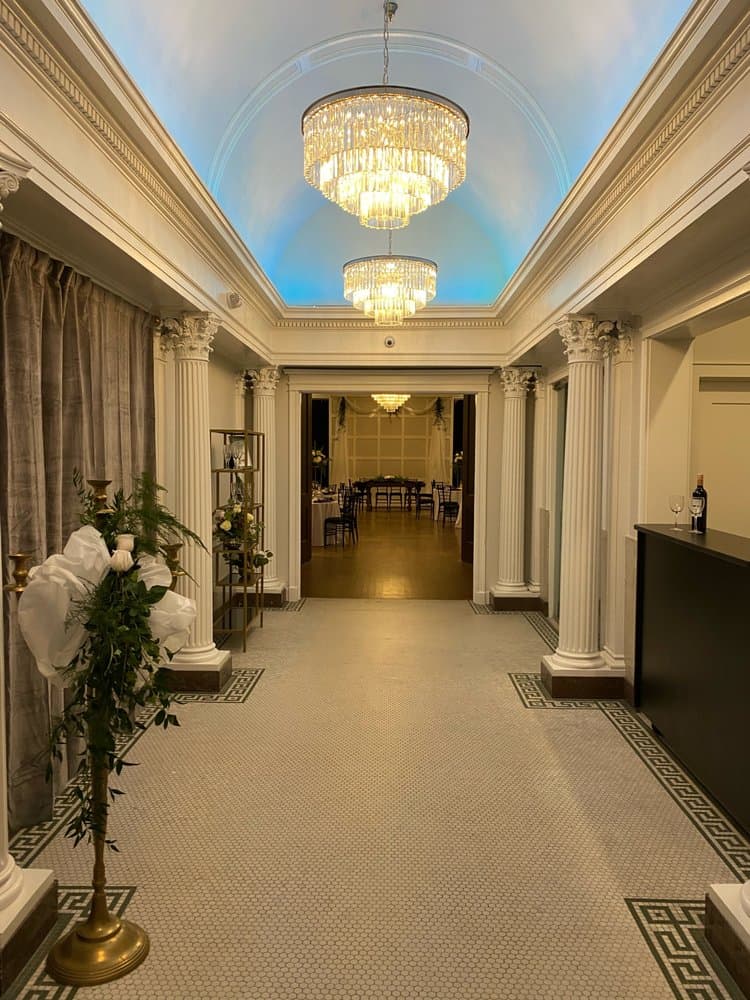 The Gatsby on Oak - wedding in Kansas City, MO