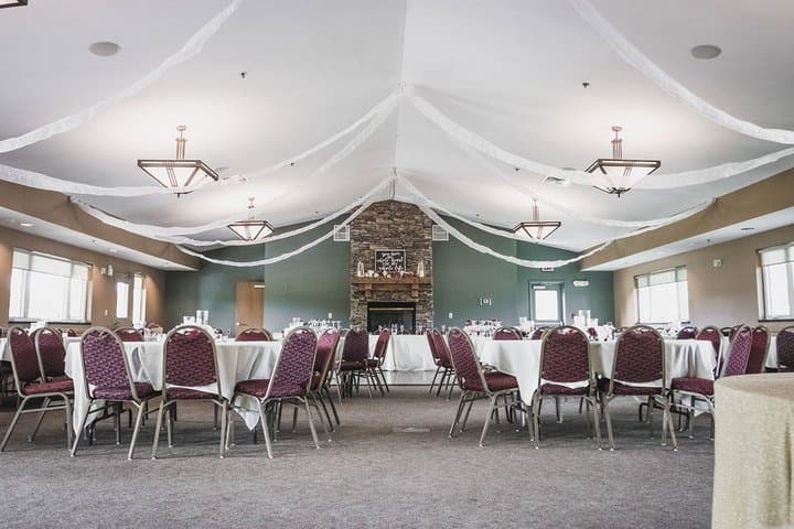 The Valley Oak Room - wedding in Lincoln, NE