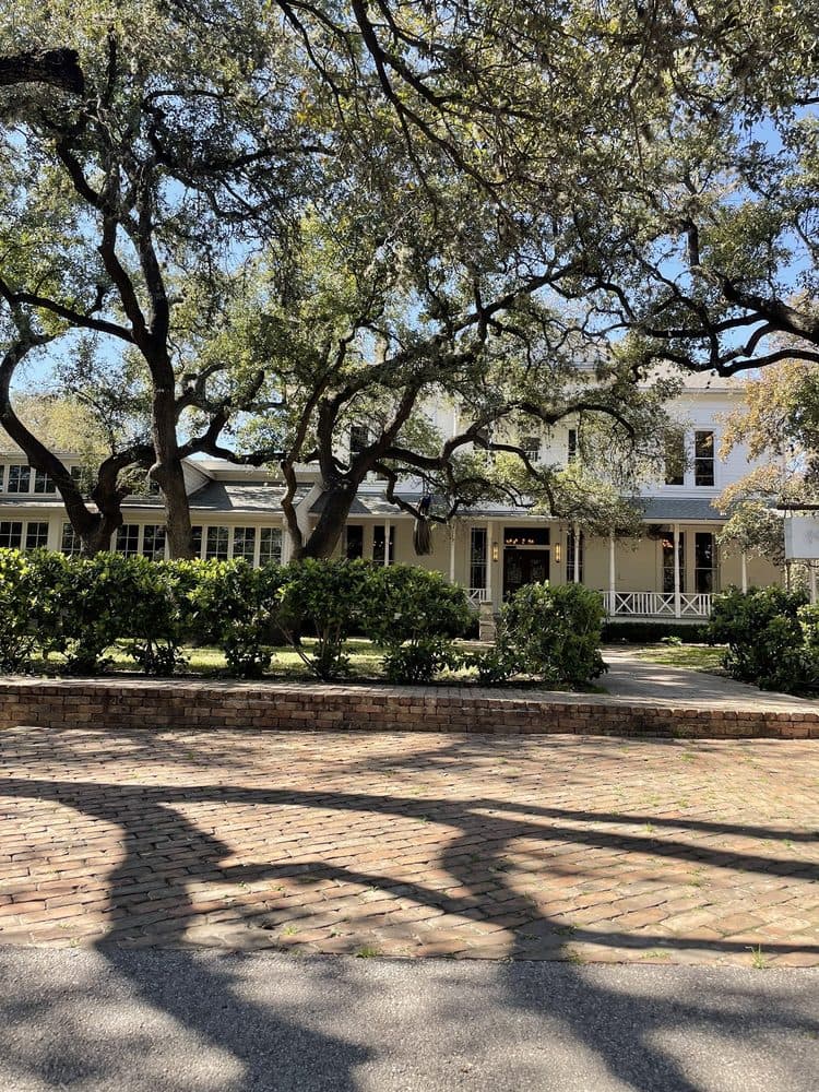 Green Pastures Events - wedding in Austin, TX