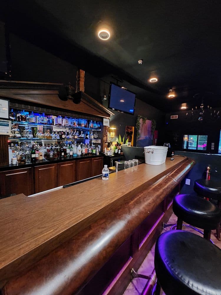 High Society Lounge - wedding in Detroit, MI